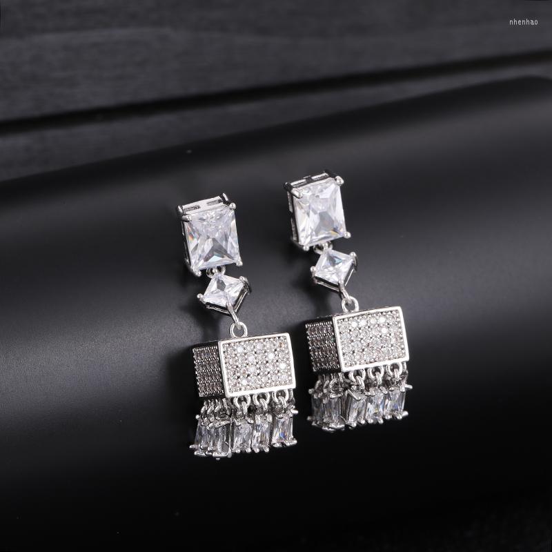 

Dangle Earrings Famous SquareTassels Trendy Women Cubic Zircon Drop Earring For Wedding Party Accessories E9171