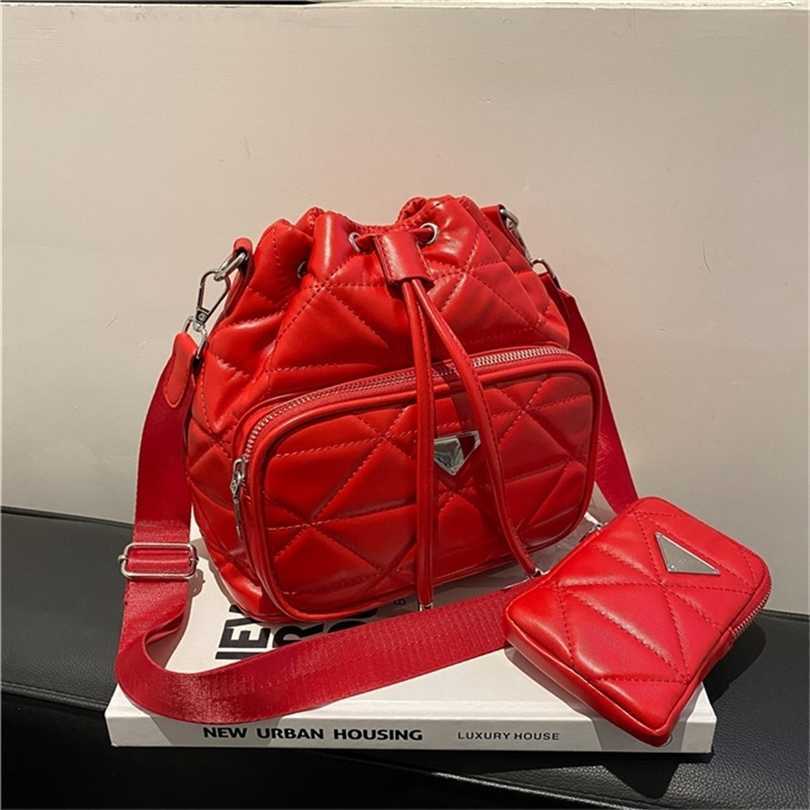 

70% OFF 2023 Designer bag women's one leisure backpack single Lingge, White