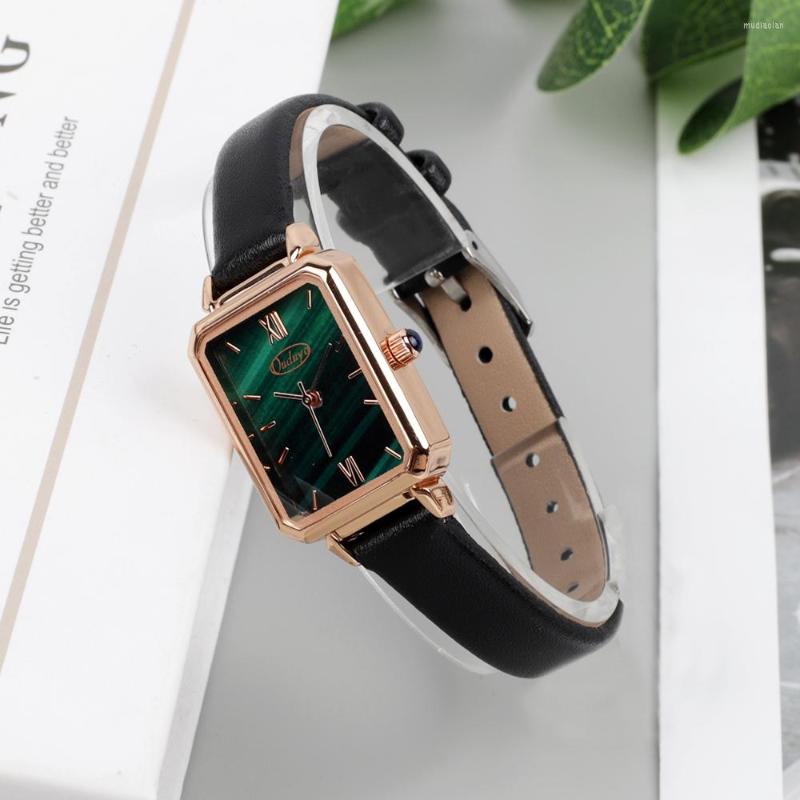

Wristwatches Luxury Women's Watches Quartz Watch Genuine Leather Strap Rectangle Casual Bracelet Movement Wrist Clock Gift, Green