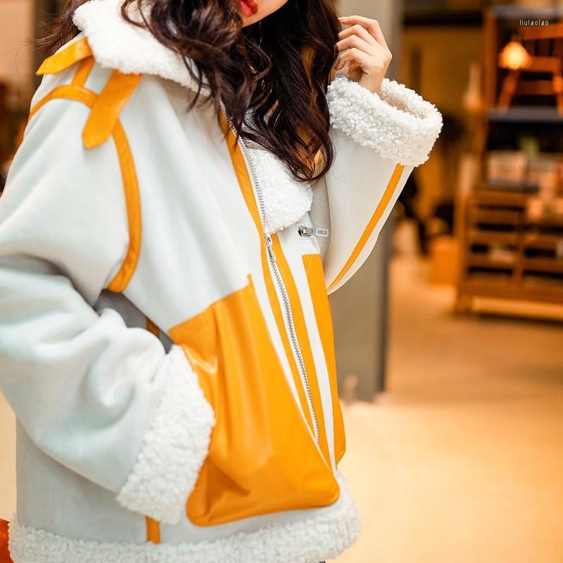

Women' Leather Fashion Winter Women Warm Fur Lining Motorycle Suede Jacket Casual Oversized Shearling Overcoat Colors Mixed Coat, Picture shown