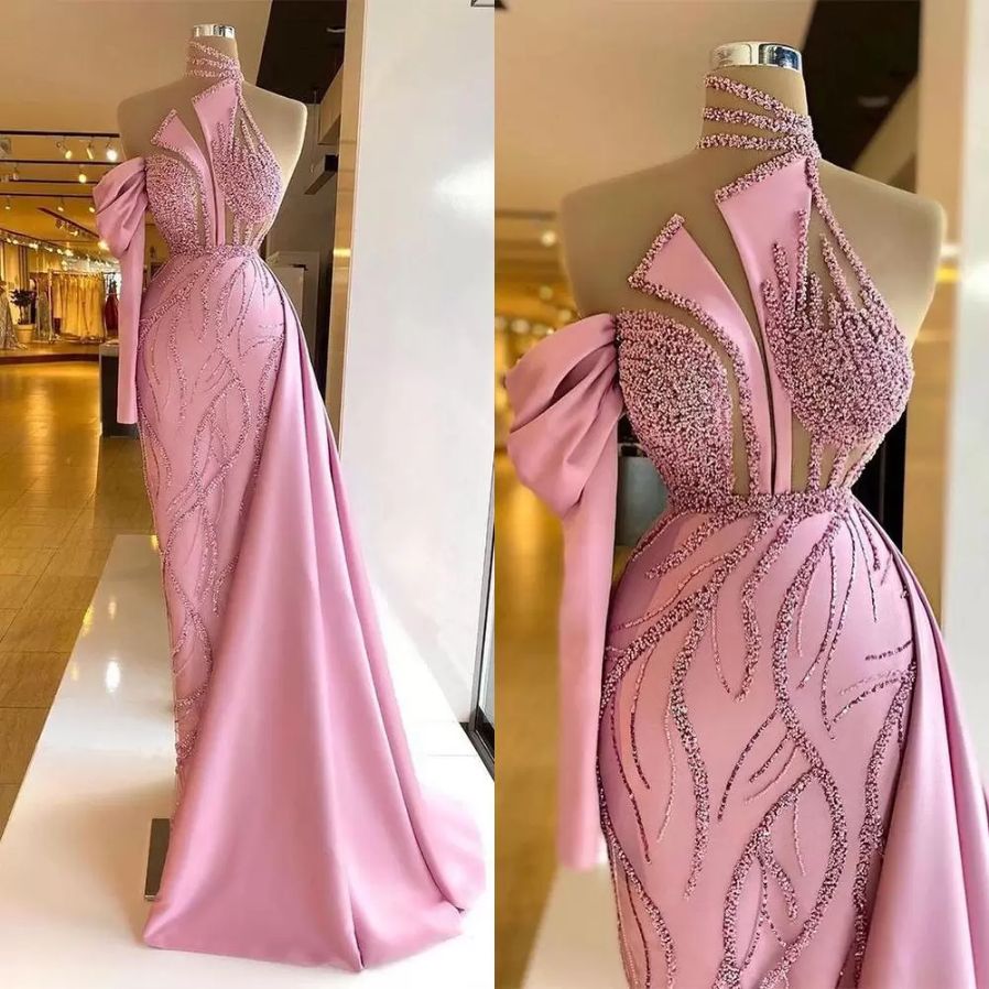 

2023 Designer Pink High Neck Mermaid Evening Dresses Sparkly Sequins Satin Ruffles Plus Size Pleats Hollow Back Prom Gown Formal Wear Custom Made vestidos, Coral