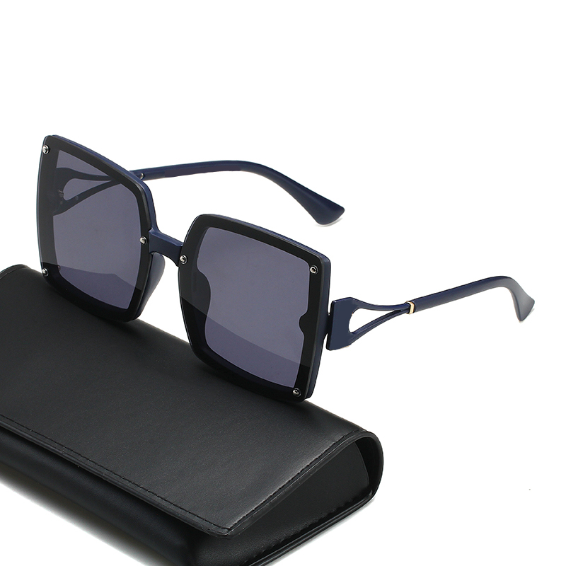 

Wholesale Designer Women Sunglasses Modern Woman Sunglasse Frames Black Beige Big Square Full Frame Resin Eyewear Outdoor Uv Beach Lady Attitude Sunglasses