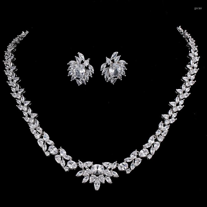 

Necklace Earrings Set Trendy Style White Color Zirconia Bride Wedding Jewelry Flower For Europe Women Costume, Picture shown