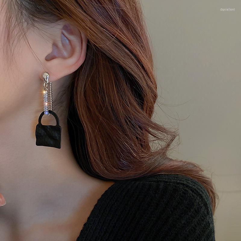 

Dangle Earrings U-Magical Exaggerated Black Hollow Long Tassel Handbag Earring For Women Textured Simple CZ Zircon Metal Jewelry