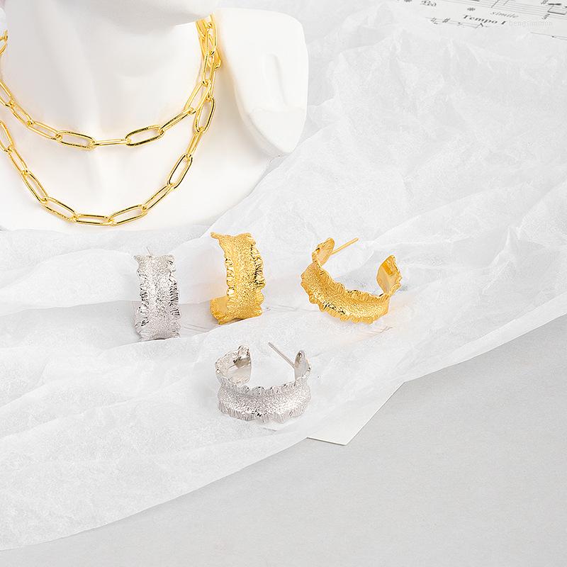 

Hoop Earrings Selling Geometric Fashion Sense Stud Simple Korean INS Wave Pattern Wild Female Jewelry Pendientes 2022