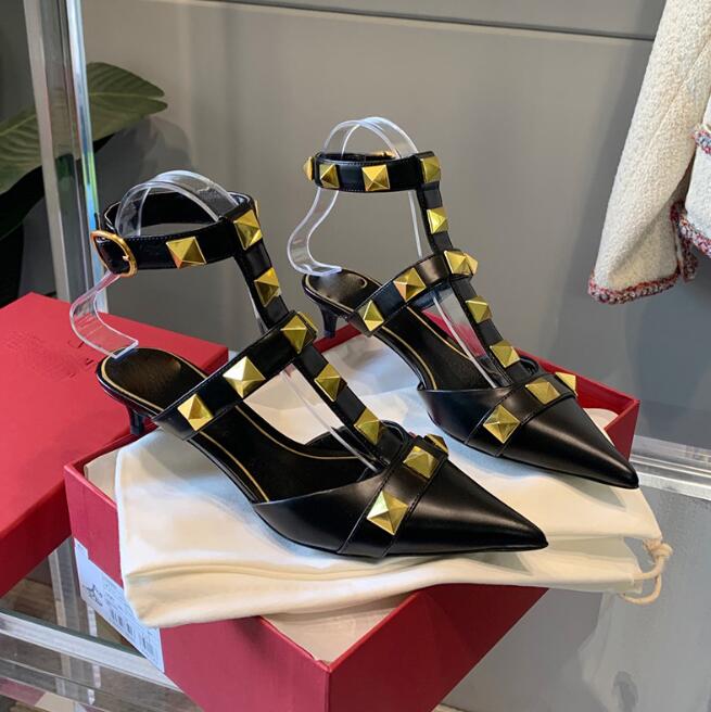 

New Brand Sandals High Heel Shoes Flat Slipper Big Rivets Designer V Women Pointed Toe Shoes Genuine Leather Green Red Yellow Nude Black Sandal with Box 34-44, Orange