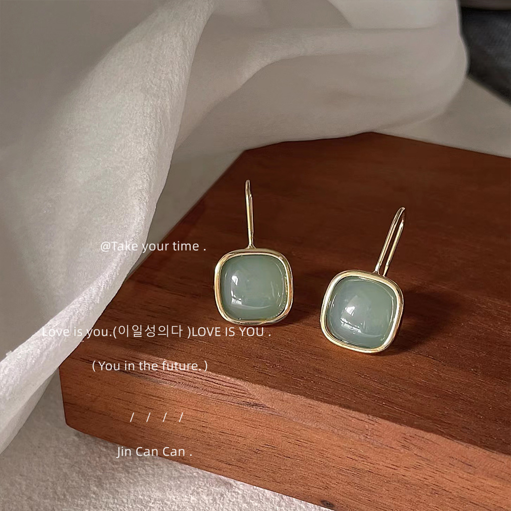 

Simple square earrings Charm tender Baroque shaped freshwater full pearl 925 silver needle handmade design matte temperament vintage