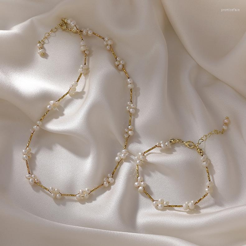 

Chains Ins Fashion Vintage Sweet Choker Weave Freshwater Pearls Flower Necklace Gold Chain