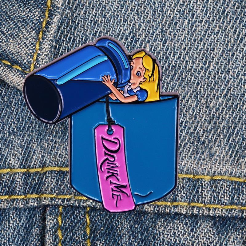 

Brooches LT1317 Cute Anime Enamel Pins For Clothes Badges On Backpack Accessories Lapel Pin Decoration Gifts Friends Jewelry