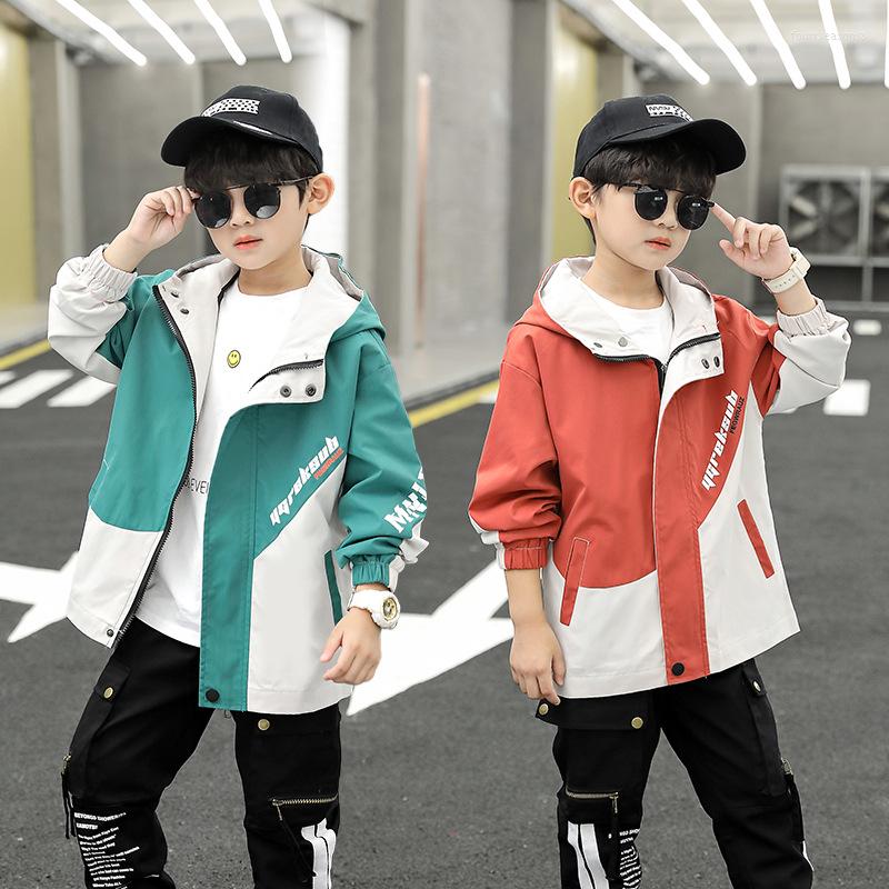 

Tench Coats Children's Clothing Spring And Autumn 2022 Kids Letters Diagonal Spelling Boy Windbreaker Hooded Jacket, Green