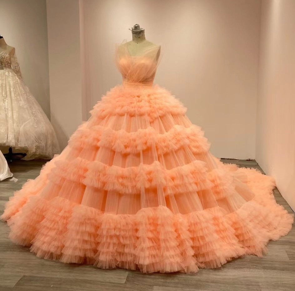 

Luxury Ball Gown Tulle Prom Dress 2023 Celebrity Style V-neck Ruffles Tiered Evening Formal Gowns Long Train Robes De Soiree Vestidos Fieast, Orange