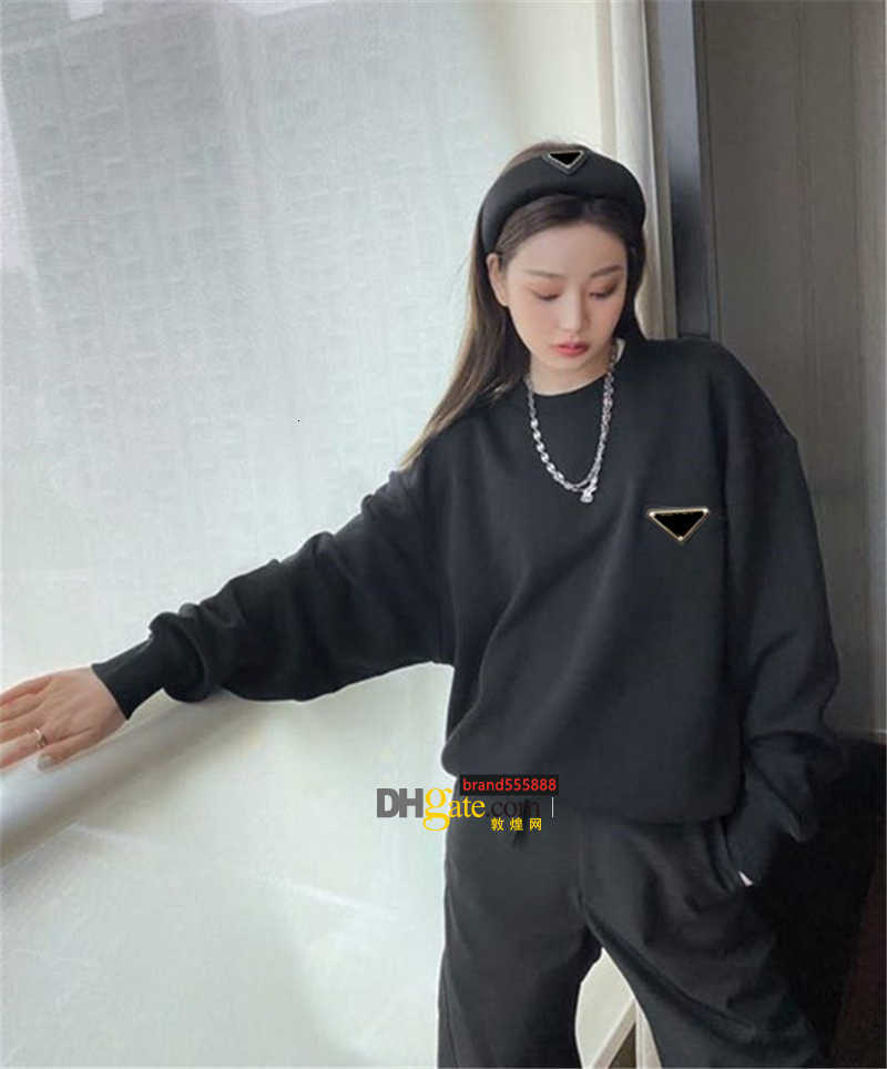 

Women Hoodie Budge Letters Prined Long Sleeves Shirts Spring Winter Terry Sweater Round Neck Unisex Hoodies, Black