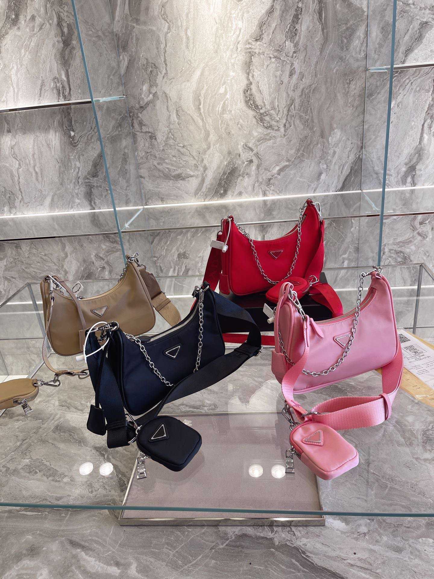 

2005 Package Card Holders Bumbag Bags For Women Handbag With Brand Shoulder Famous Designer Luxurious Bag, Do not buy this option