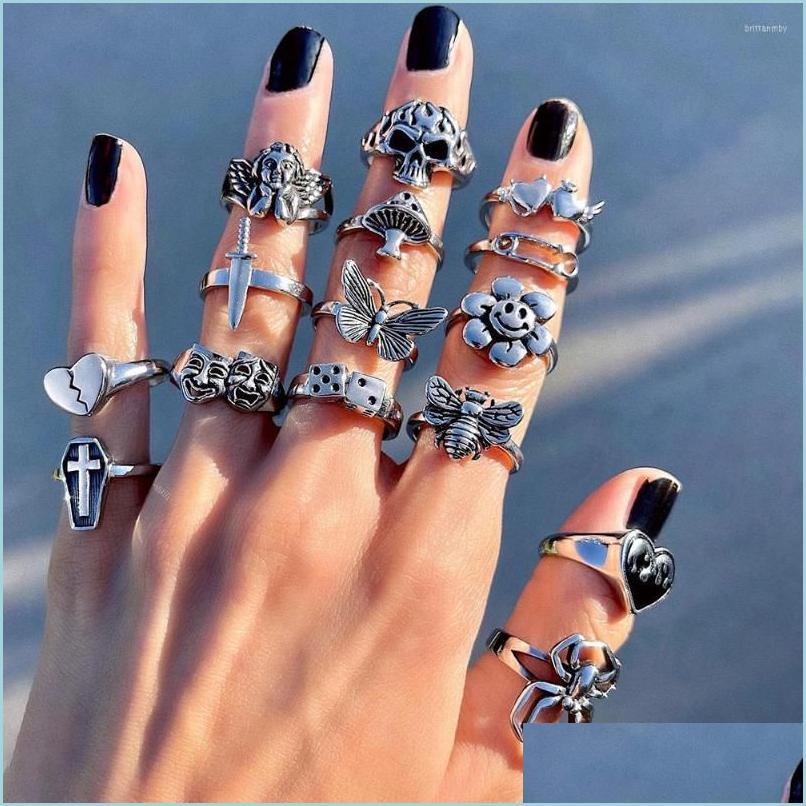 

Cluster Rings Cluster Rings Stylish Skl Heart Flower Angel For Women Hip Hop Exaggerated Sier Color Finger Wholesale Jewelry 2022 Tr Dhprz