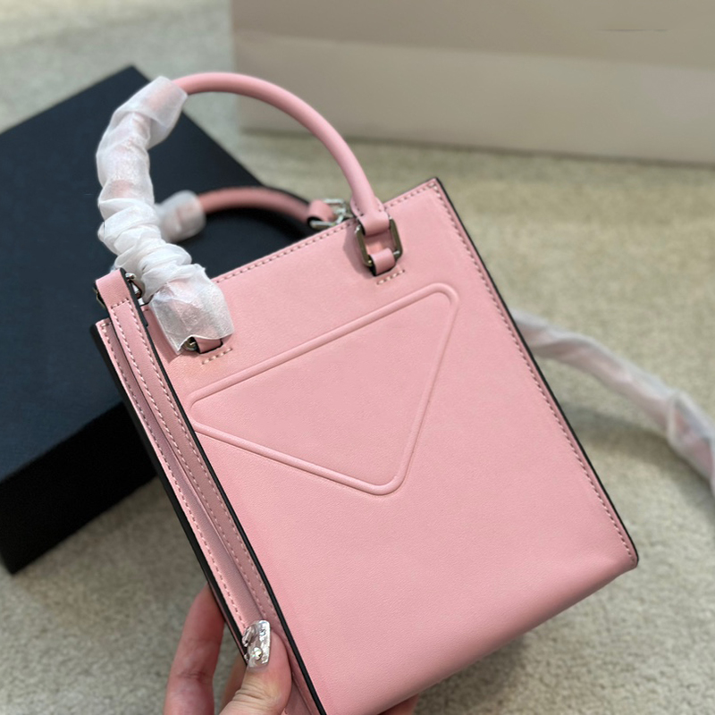 

Pravda Prade Prads Luxury Designer Fashion bags womens cross body canvas shoulder lady chains purses Composite Chest Tote messenger hobo high quality 89DT, Pink