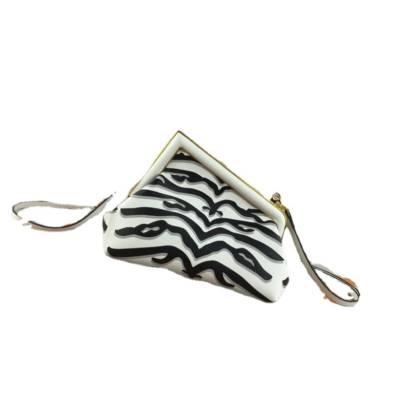 

Women's bag 2022 Luxury brand High quality single shoulder messenger bag Large capacity cosmetic bag storage handbag New eventing Bags, Black