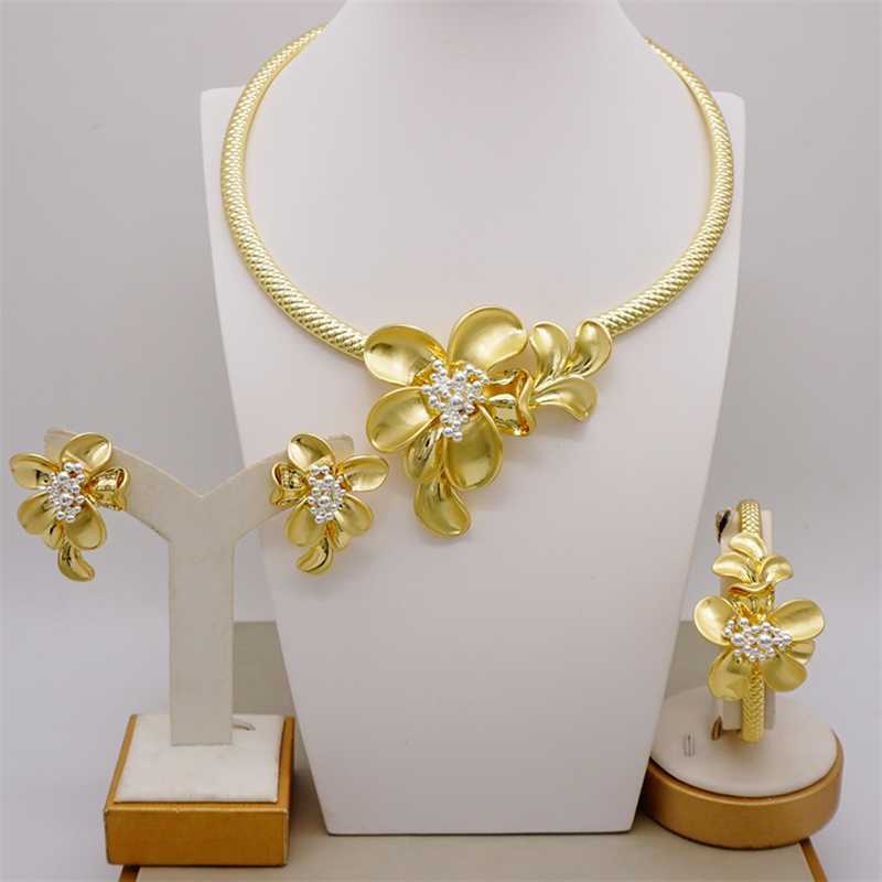 

Brazil Gold Flower Women's Jewelry Set Dubai Necklace Italian Style Bracelet Jewelry Set