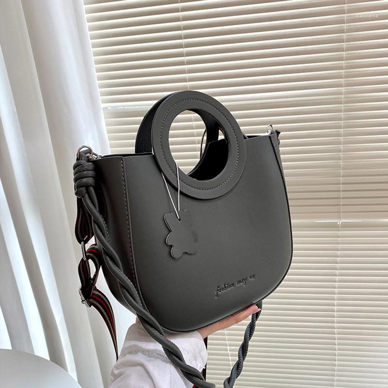 

Evening Bags Women's Shoulder Bag Woman Handbags 2022 Simple Quality PU Leather Summer Lady Fashion Korean Crossbody For Women Totes, Black