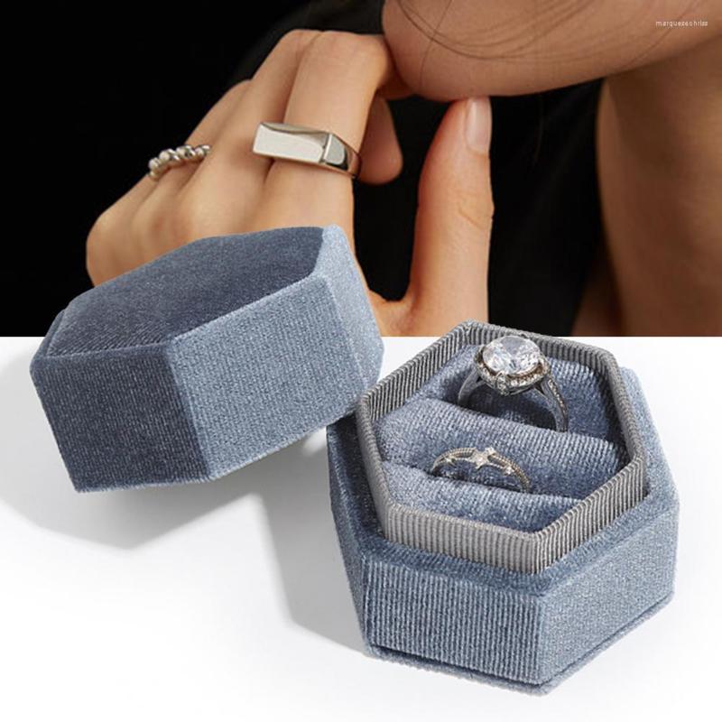 

Jewelry Pouches Ring Holder Hexagon Satin Cloth Edges Convenient Wrinkle-free Soft Luster Box Velvet For Earrings Packaging