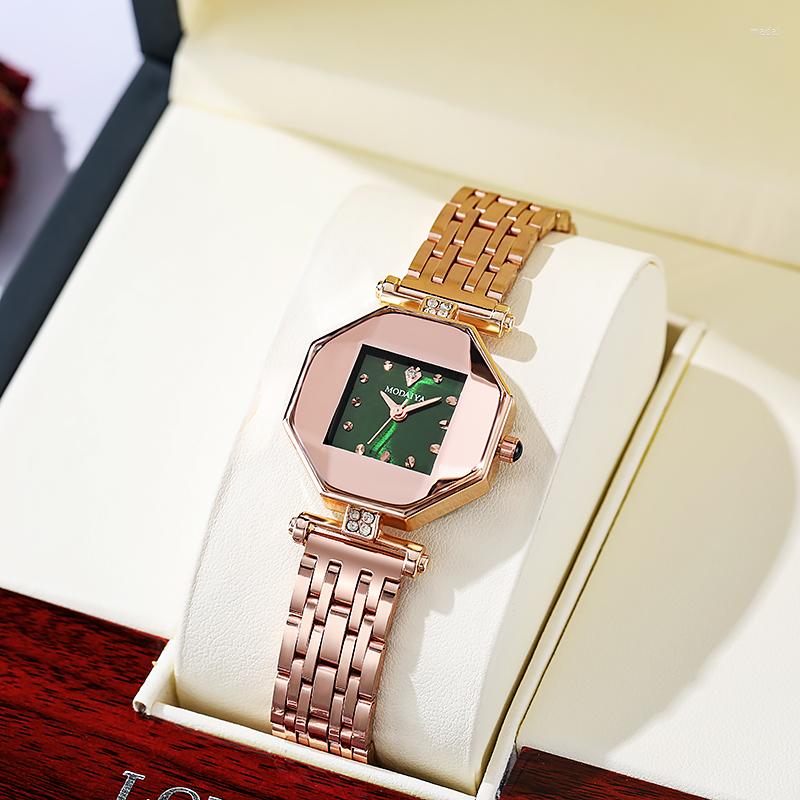 

Wristwatches Arrival Stainless Steel Fashion Trendy Women Dress Watch Quartz Relogio Feminino Montre Femme Drop Saat, Red