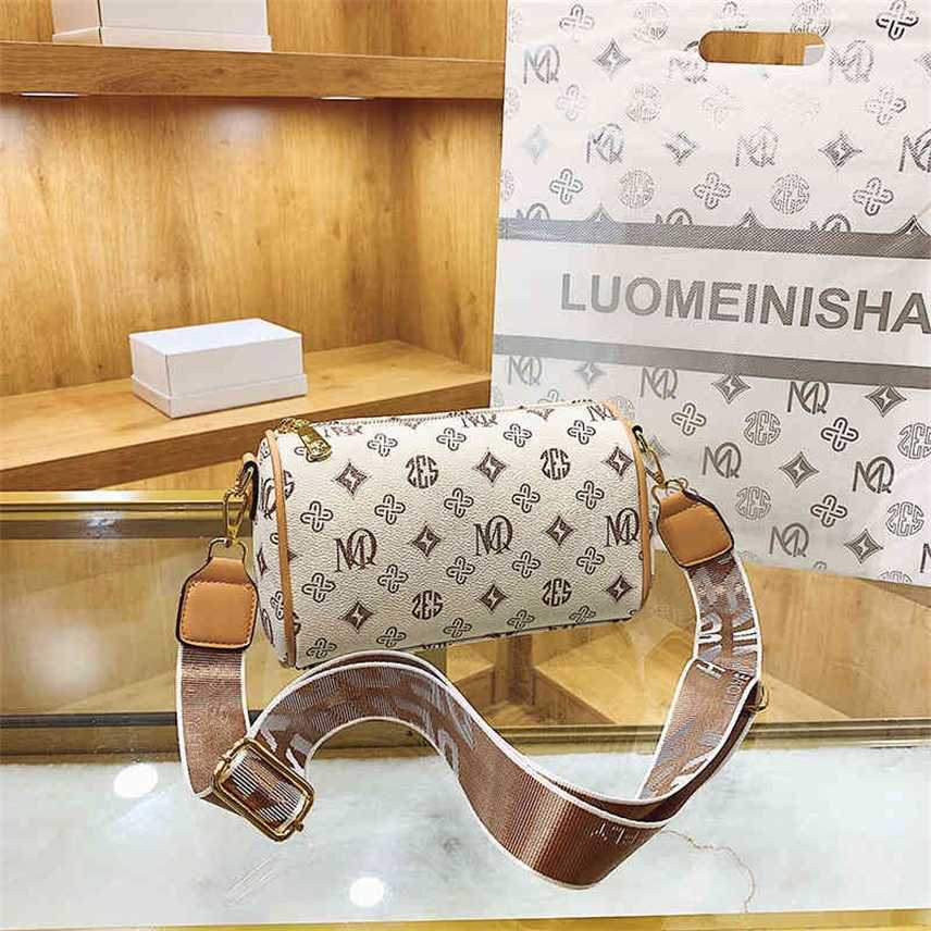 

Bags Autumn and winter new shoulder bag women's fashionable versatile cylinder flower print simple messenger live Purses, White