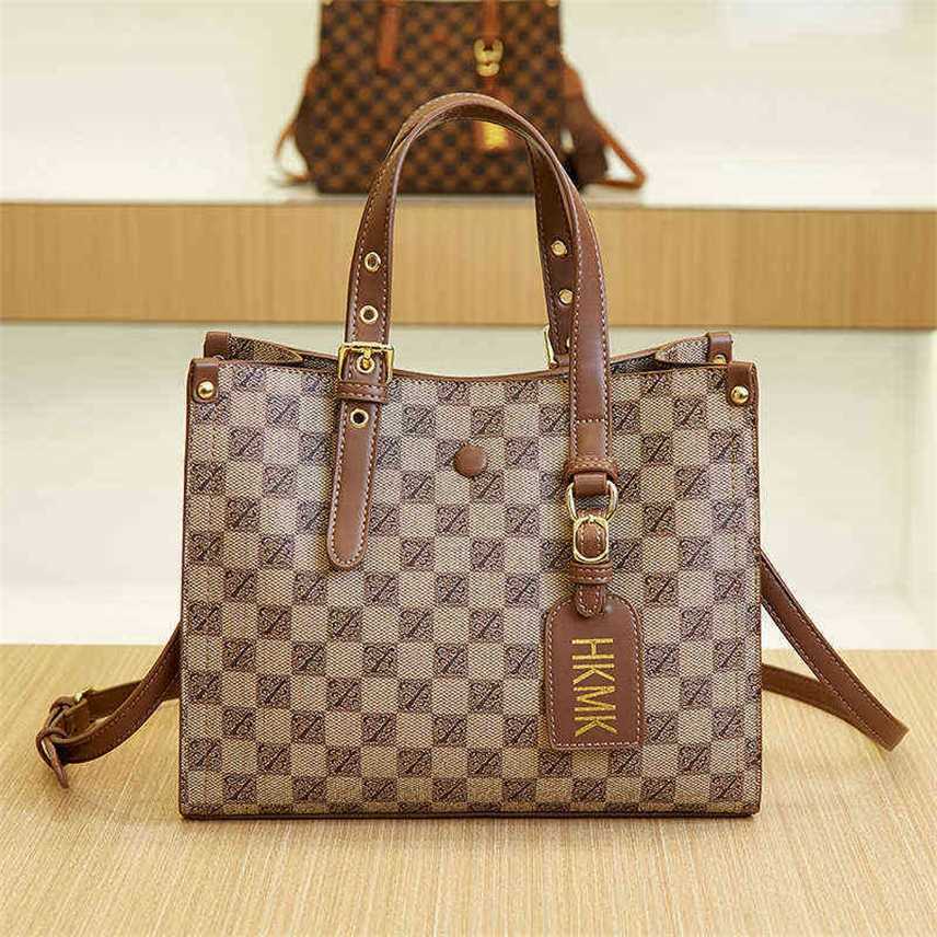 

Women's bag light luxury 2022 new shoulder large capacity Tote Bag fashionable printed checkerboard pattern Hand Purses, Khaki