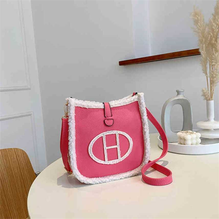 

Bags Women's bag sling single shoulder style versatile women's Bag Plush Lamb wool bucket cross autumn and winter Purses, White