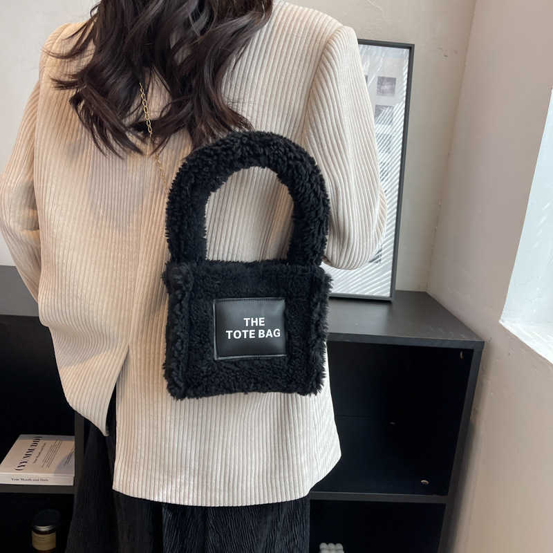 

The Tote Bag Teddy Fleece Bags Women Chain Cross Body Designer Mini Shoulder Handbag Wallet High Street Brand bag, Blue