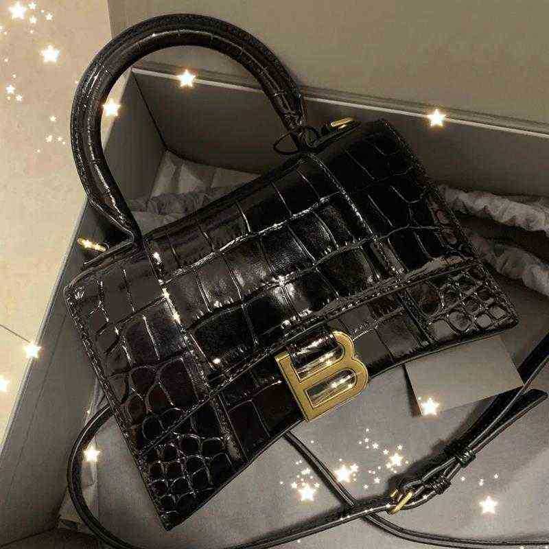 Designer Luxury Womens Bag Balencigas Handbag B-shaped Paris Single Shoulder Messenger Fashion Square Gift Shoulder Oblique Span Versatile Handheld
