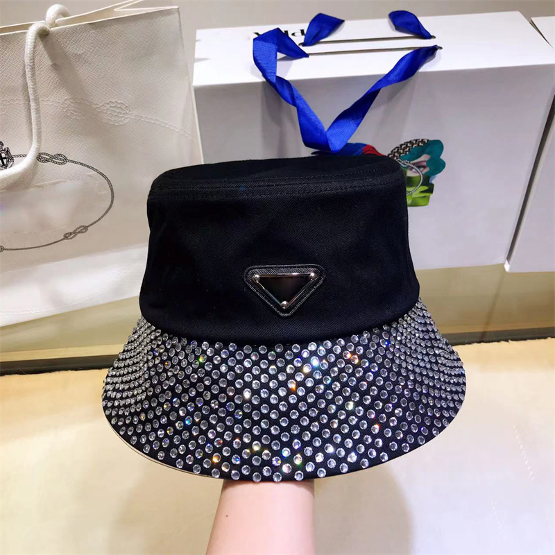 

Luxury Designer Fisher Hat Bucket Hat With Diamond Fashion Womens Unisex Beach Cap Casquette Wide Brim Hats, Black