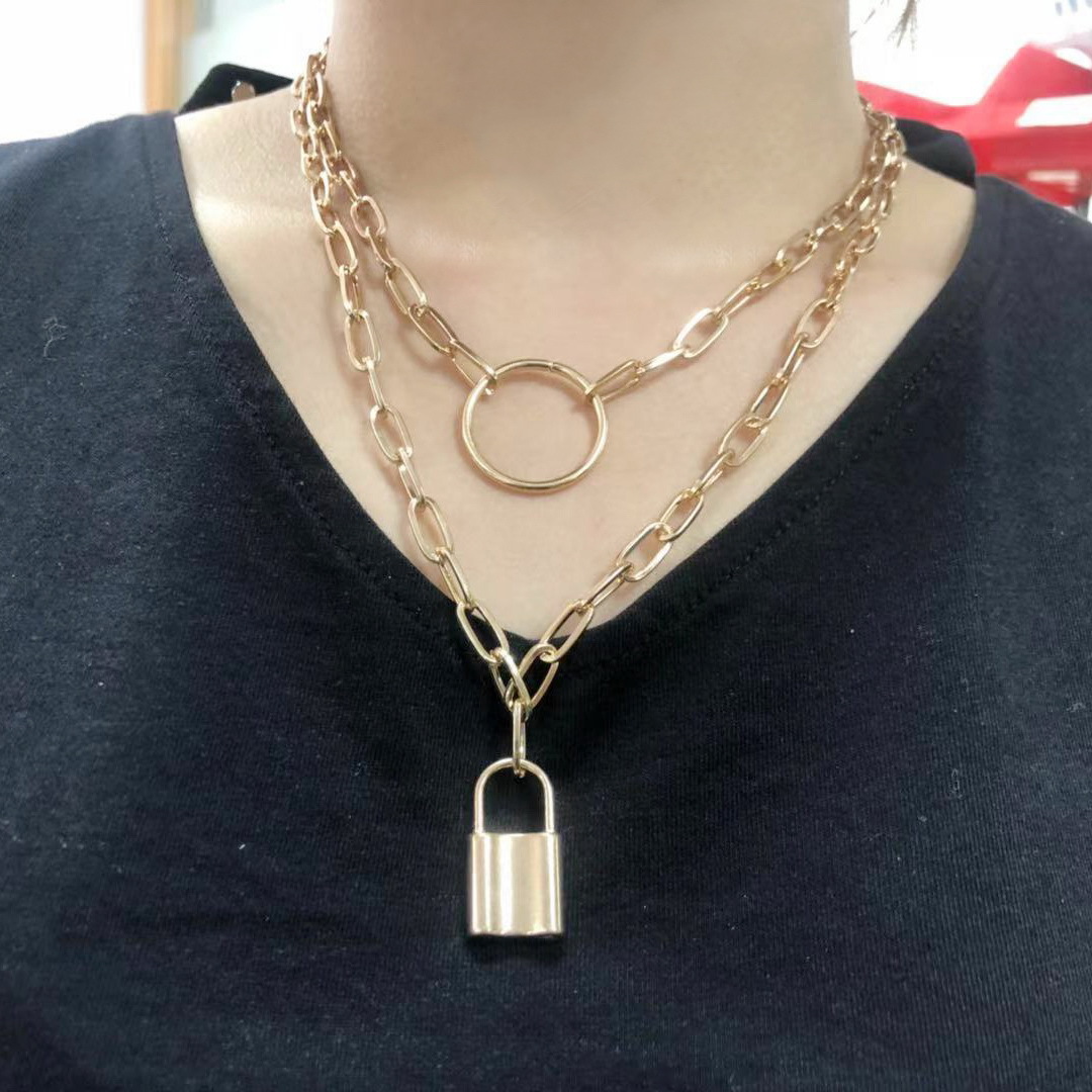 

Vintage Lock Key Chocker Necklace for Women Gold Color Pendant Chain Fashion Jewelry Party Gift