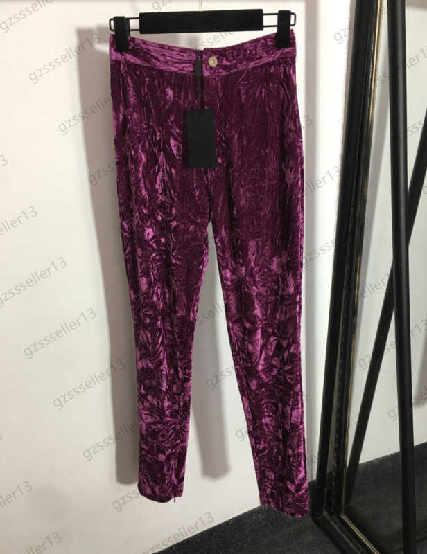 

Fashion Women Pants Ankle Strap Zipper Slit Tight Trouser Tall Waist Design Pull High Waist Line Slim Velvet Fabric Soft Comfortable Designer Trend Woman Apparel 197