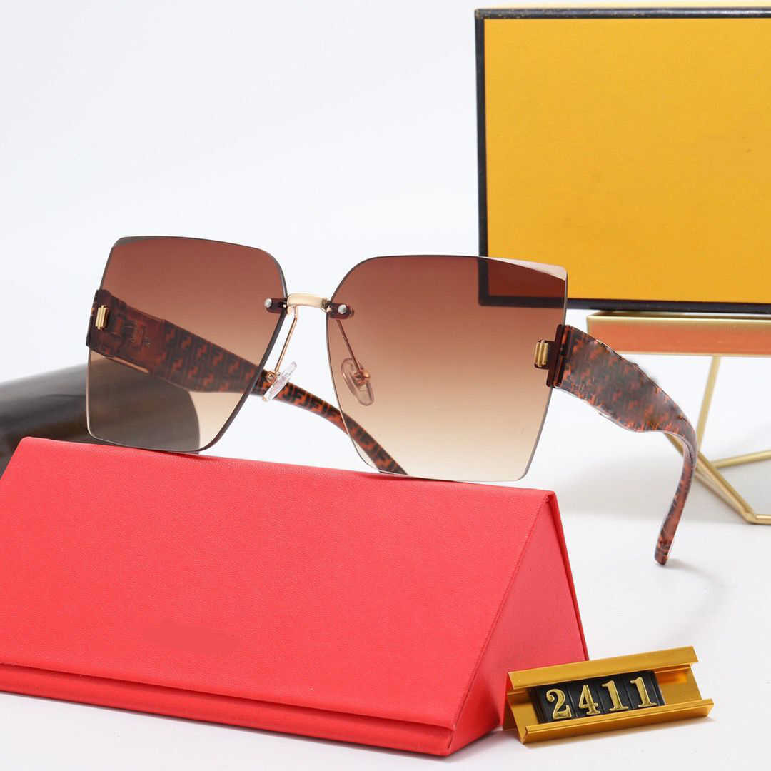 

Brand design luxury Sunglasses women men designer Fashion metal Oversized sun glasses vintage female male UV400 With Case 2023