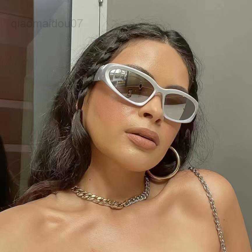 

Sunglasses 2022 Designer new cat-eye fashion sunglasses personality net red brand sports sunglasses L221031