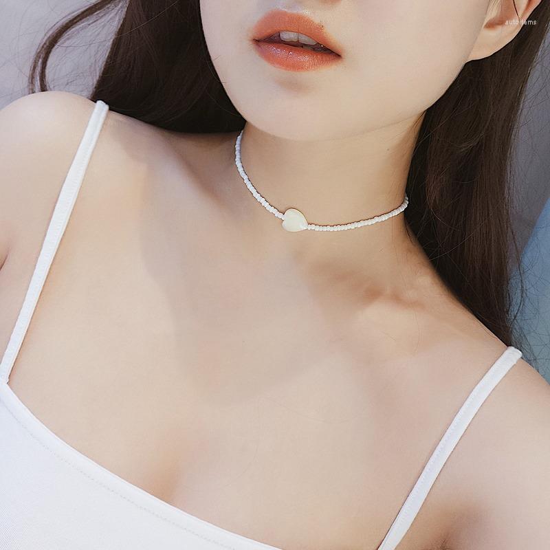 

Choker Kpop Fashion Necklace For Women White Color Rice Bead Necklaces Geometric Scallop Heart-Shaped Handwork Beaded Collares