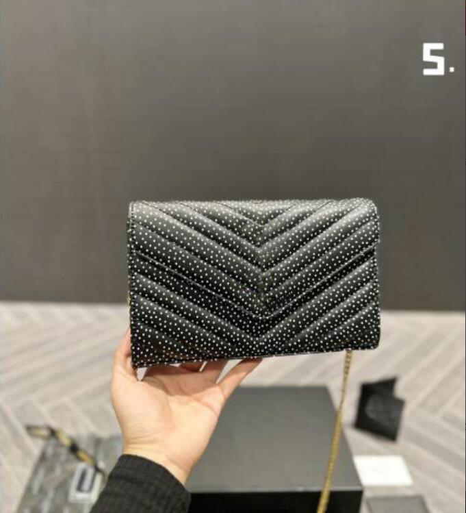 

Designer Handbag Le boy bag Women gold chain Shoulder Bags diagonal Lozenge plaid leather luxury Handbags Diagonals Crossbody bag, Black