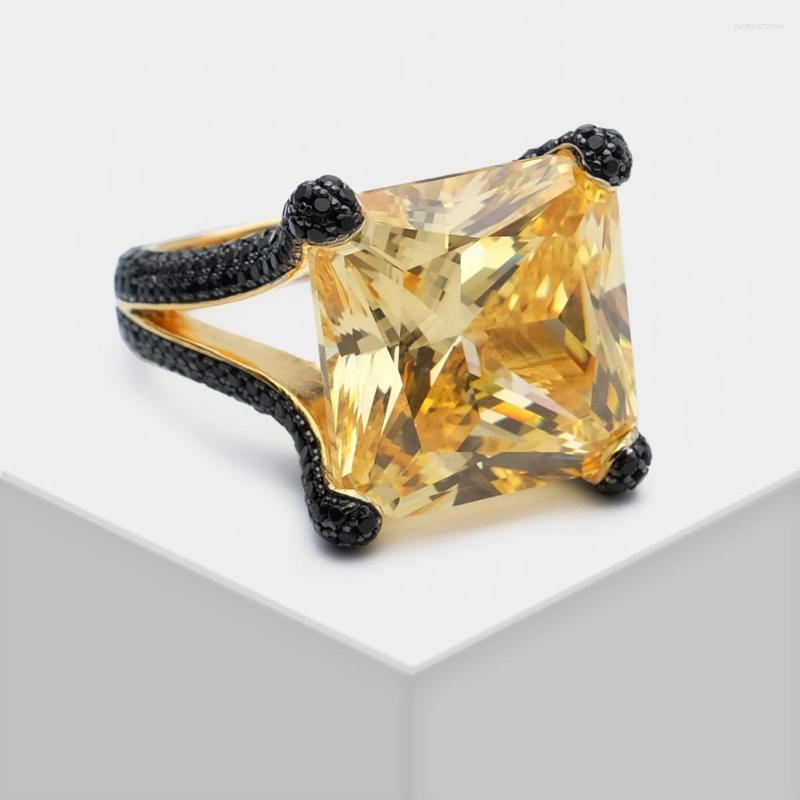 

Cluster Rings Amorita Boutique Yellow Square Full Drill Design Fashion Shiny Party Women Ring