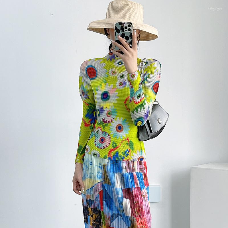 

Women's T Shirts Autumn And Winter Long-sleeved Bottoming Shirt Women's High-neck Print Slim Fit Pleated Top, Picture color