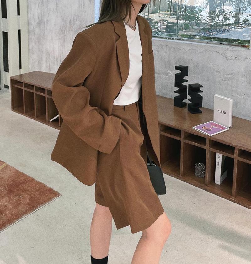 

Women' Tracksuits Stylish 2022 Spring 2 Pieces Women Sets Casual Loose Full Sleeve Office Ladies Blazers Jacket & Shorts Suits WS312, Black short