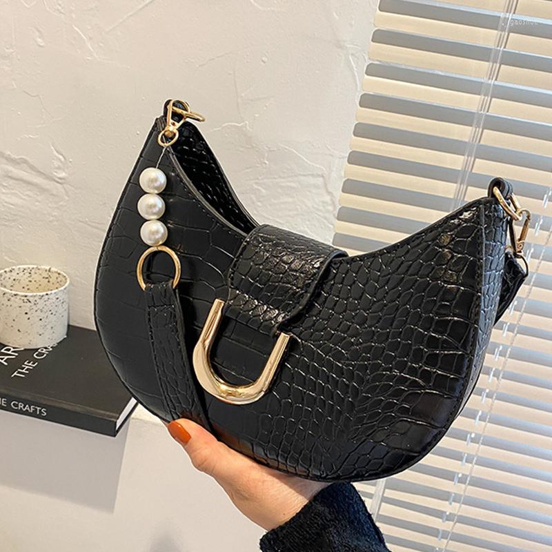 

Evening Bags 2022 Pearl Chains Shoulder Bag For Women PU Leather Crocodile Underarm Handbag Fashion Brands Armpit Luxury Tote Bolsa, Yellow