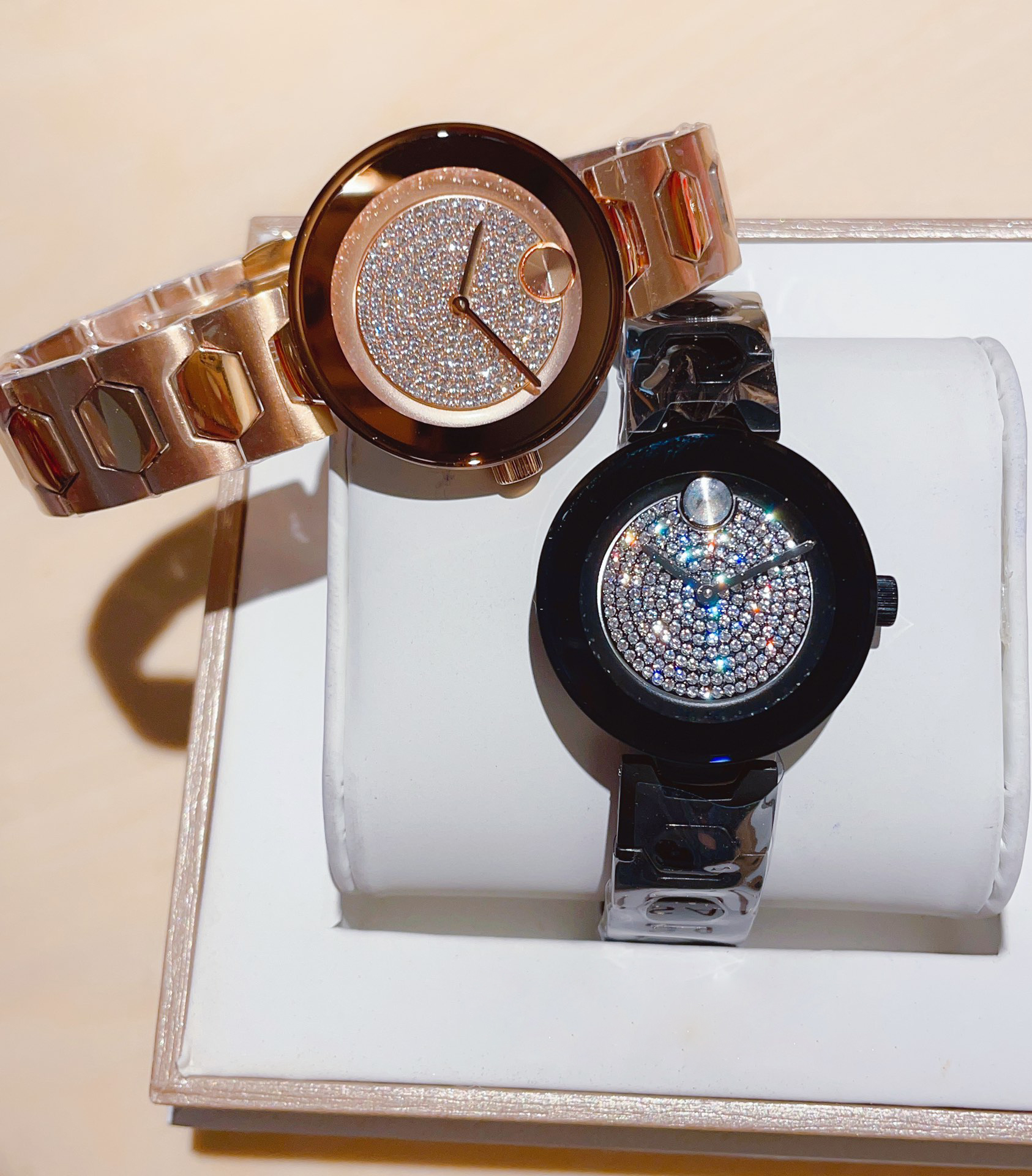 

Women's designer watch luxury diamond inlaid Swiss quartz movement K1 crystal glass 316L stainless steel 36mm, Gold