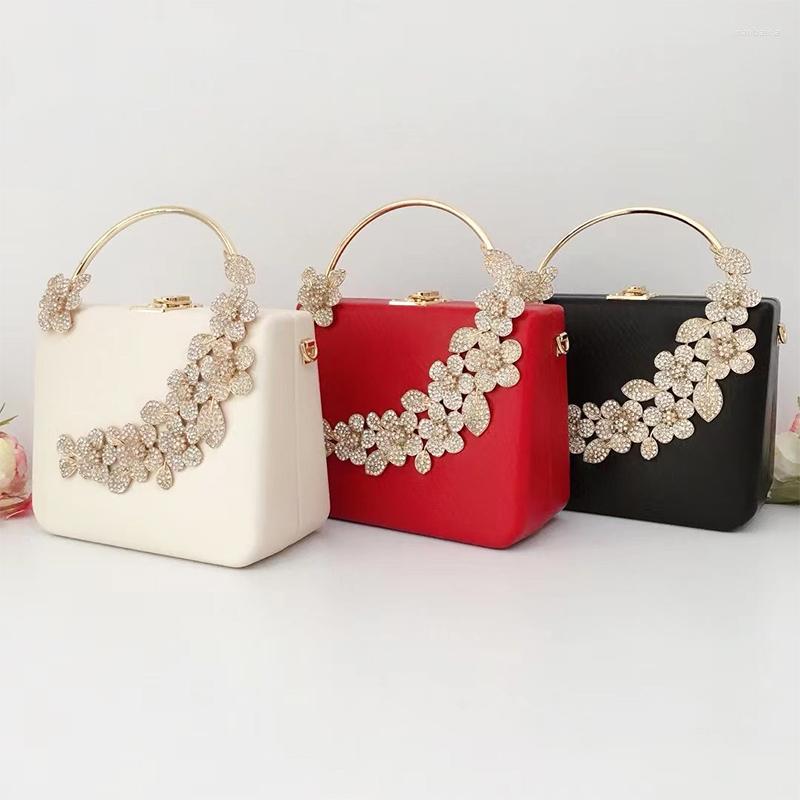 

Evening Bags Designer Purses And Handbags Shoulder Bag Metal Handle Luxury Diamond Box Shaped Party Clutch Wedding For Women, Black