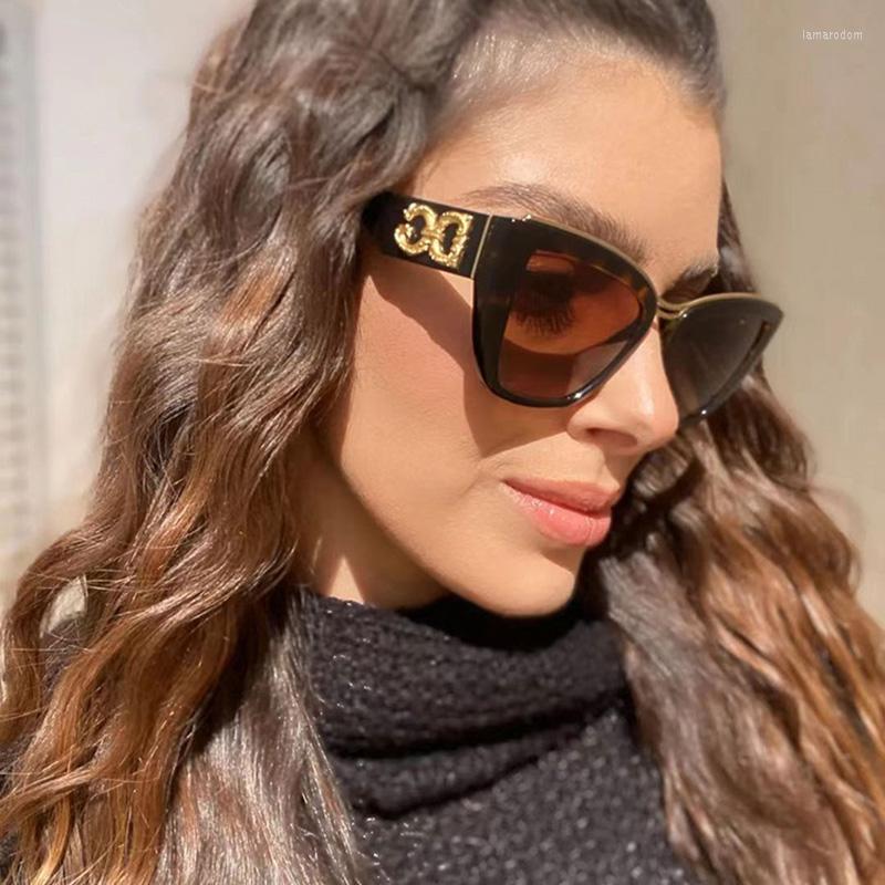 

Sunglasses 2022 Vintage Brand Designer Cat Eye For Women Fashion Oversized Retro Sun Glasses Female Gradient Shades Visor Oculos