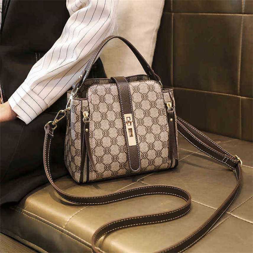 

Fashionable women's bag version 2022 summer new printed bucket versatile One Shoulder Messenger small hand Purses, Coffee