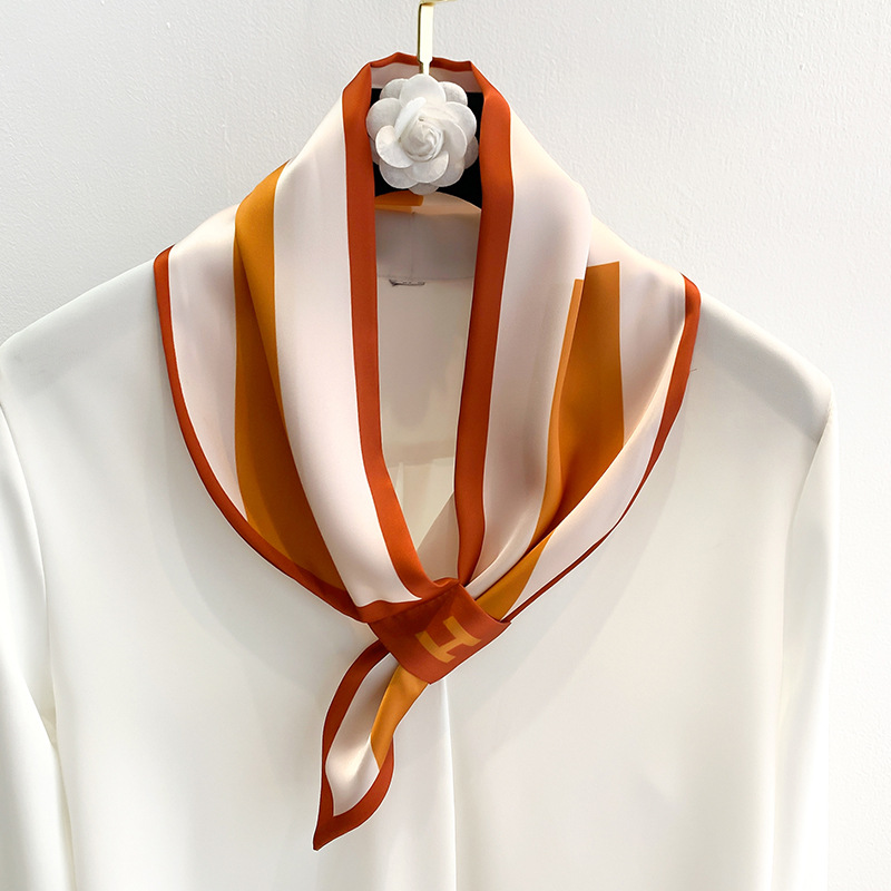 

3Style 15X70cm Designer Letters Print Floral Silk Scarf Headband for Women Fashion Long Handle Bag Scarves Paris Shoulder Tote Luggage Ribbon Head Wraps