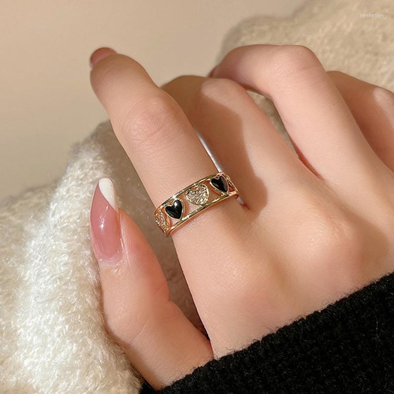 

Cluster Rings JWER Elegent Crystal Love Heart Hollow Open For Women Couple Gold Color Exquisite Ring Luxury Fashion Jewelry Gifts