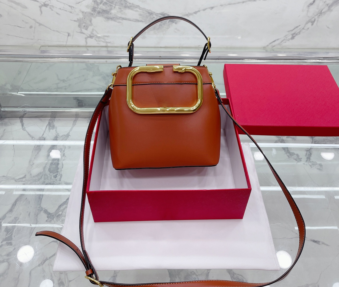 

Luxury tote purses Brand handbag messager bags Shoulder bag Genuine Leather Cluth Crossbody 5A Quality Cattlehide Vlogo Signature 20CM Fashion Womens Brown, Box