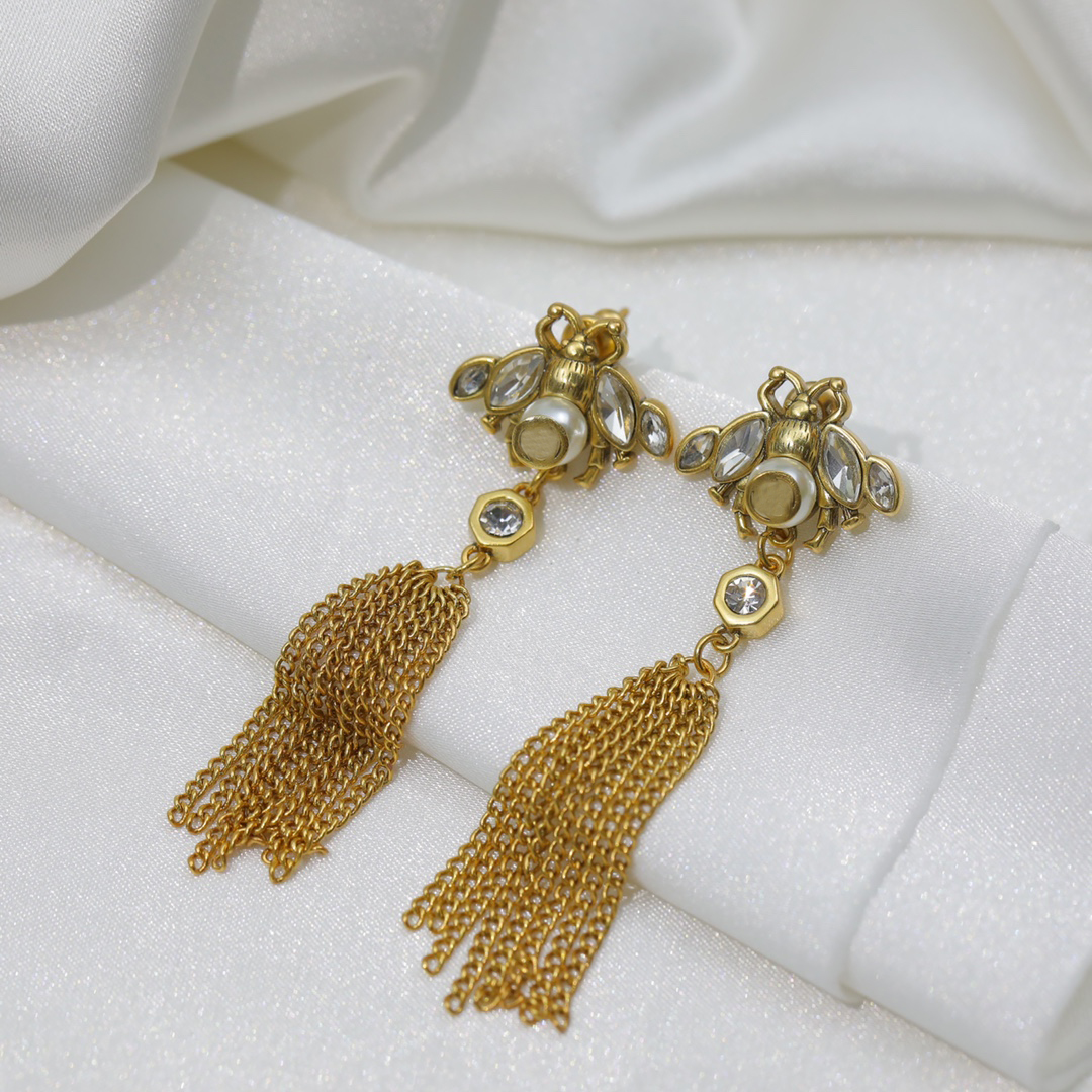 

Latest classic stud fashion circle dangle Pearl double letter earrings Personality party jewelry gold designer earrings