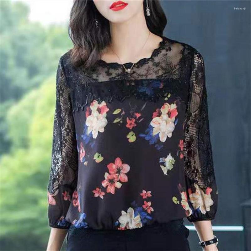 

Women's Blouses Women Chiffon Spring Autumn O-Neck Print Temperament Casual Femme Lace Splice Loose Blusas Tops MM1312, Black