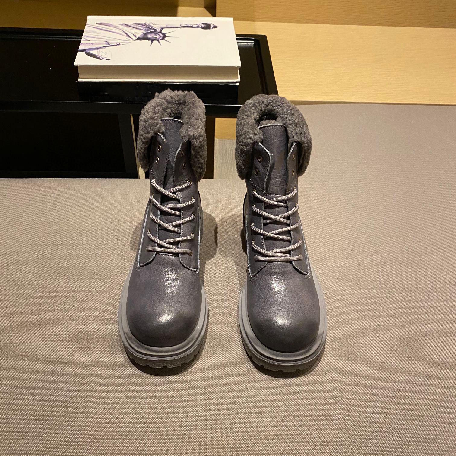 

SHOES designer top version pure handmade 2022ss UG warm snow boots mid-top plush